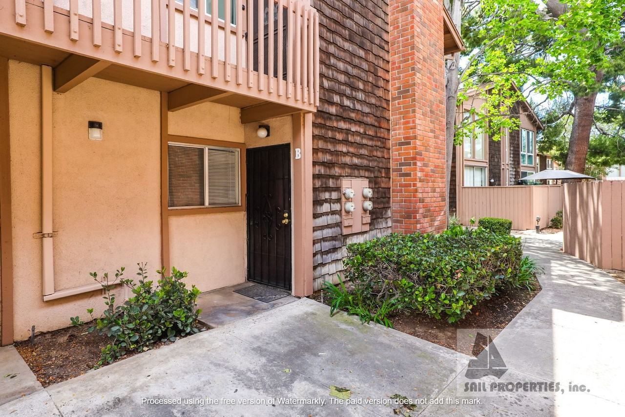 1094 Cabrillo Park Dr #B - Photo 3 of 17