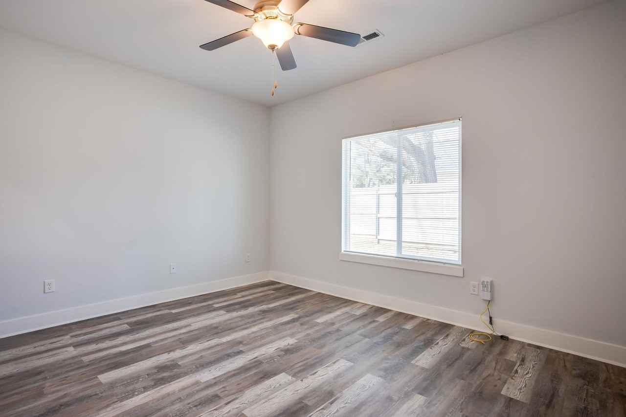 4544 N Froli St - Photo 5 of 12