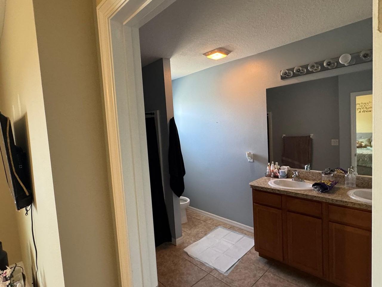 817 Ashentree Dr - Photo 5 of 32