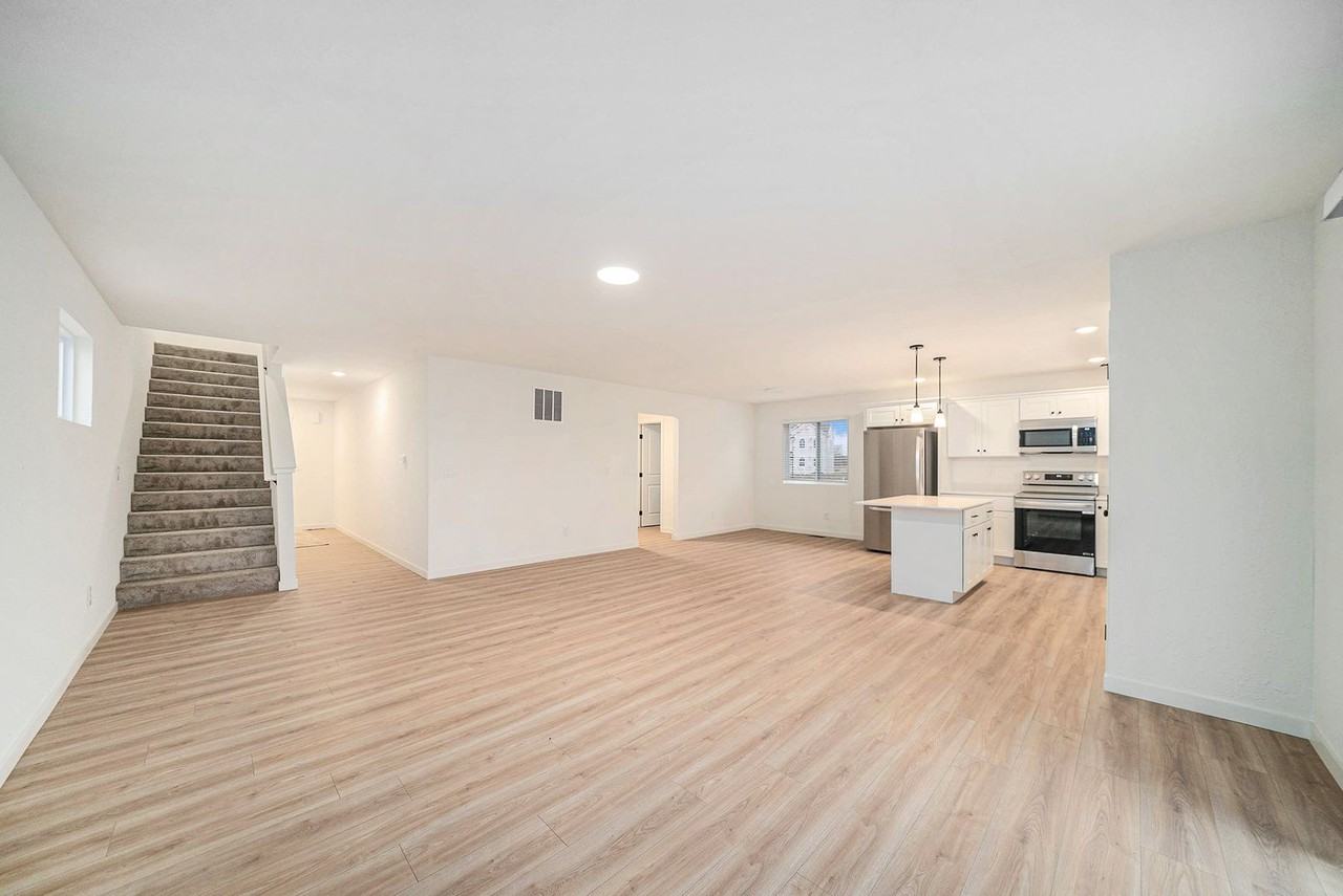 671 Bush Blvd - Photo 5 of 24