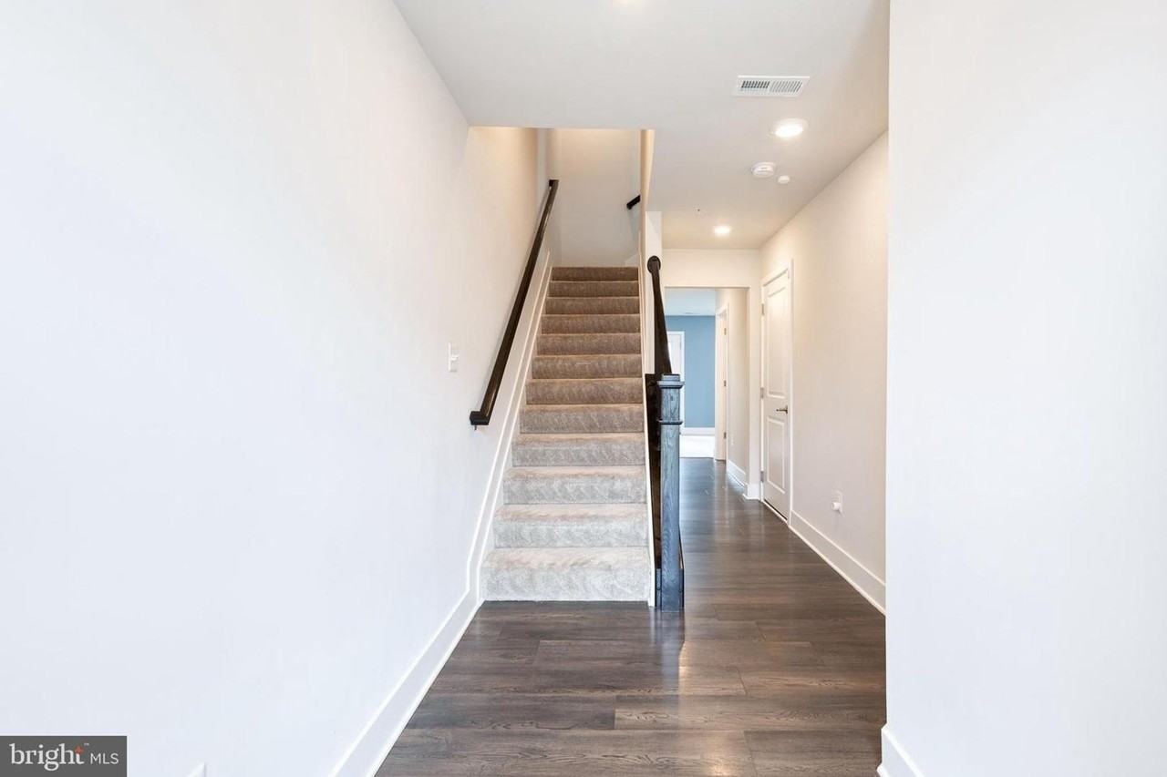 2006 Ivory Brook Rd - Photo 3 of 35