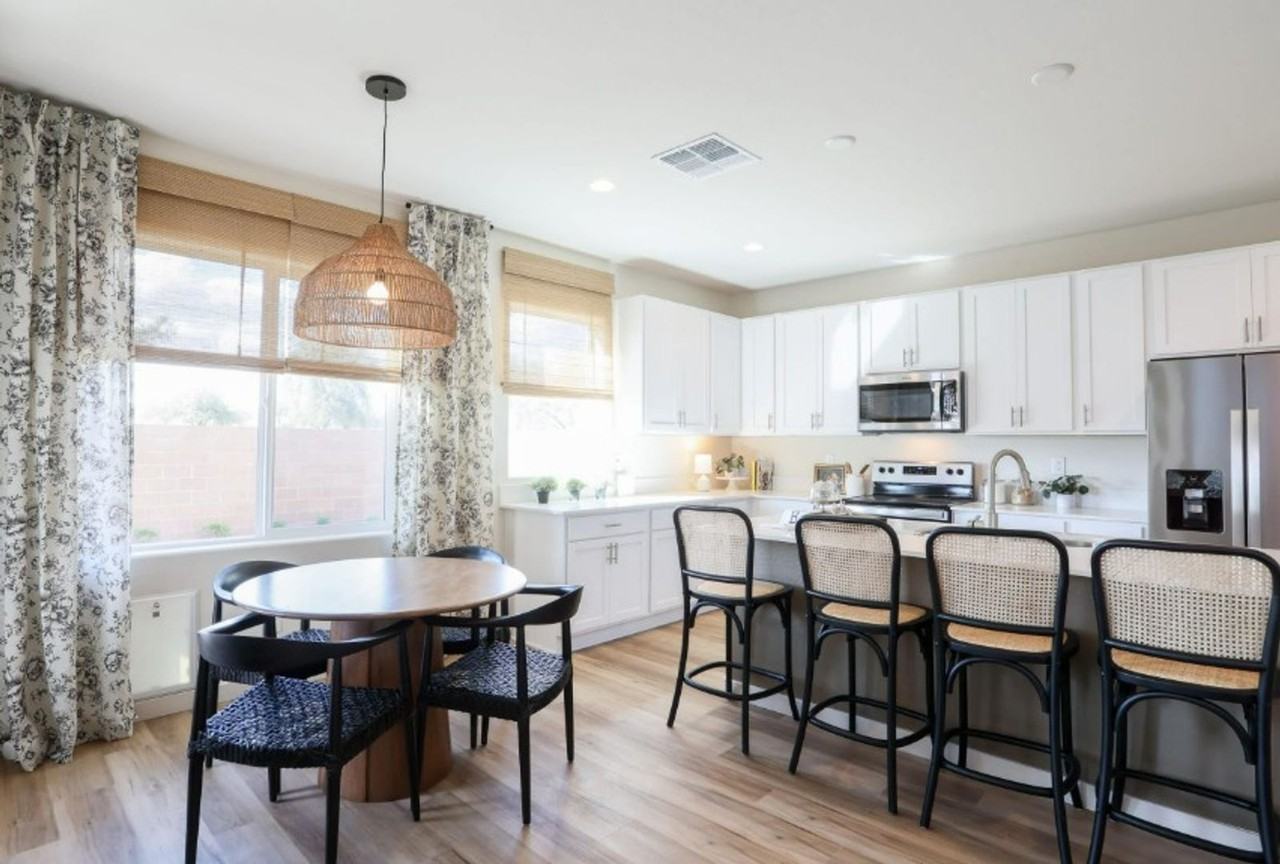 2376 N 79th Pl - Photo 2 of 8