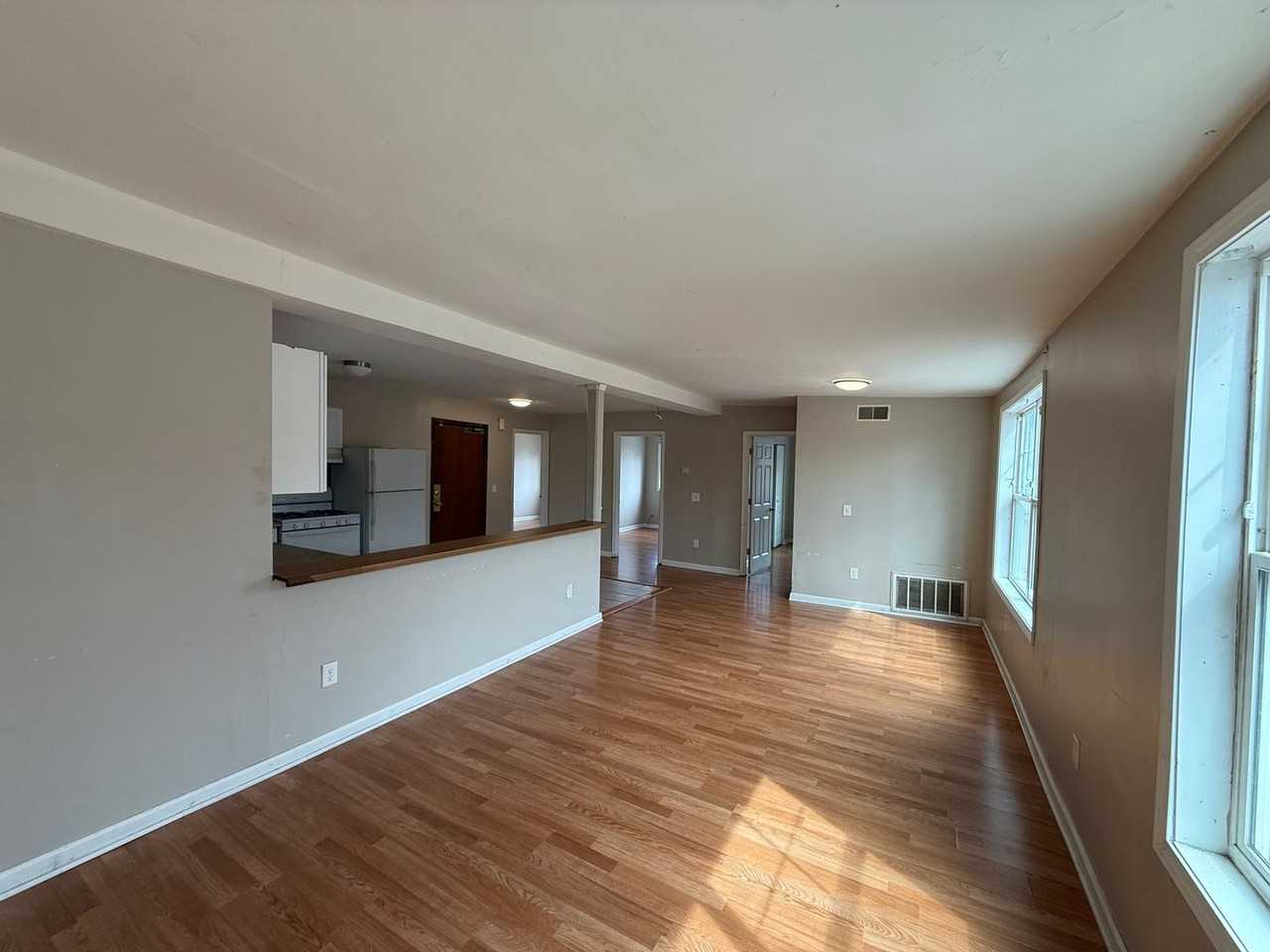 555-565 N Kent St - Photo 7 of 29