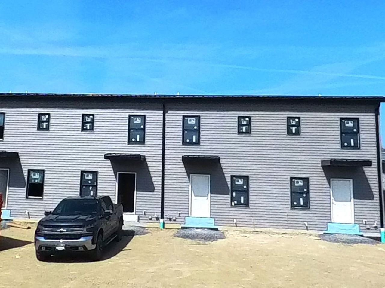 13 Philadelphia Ave - Photo 3 of 7