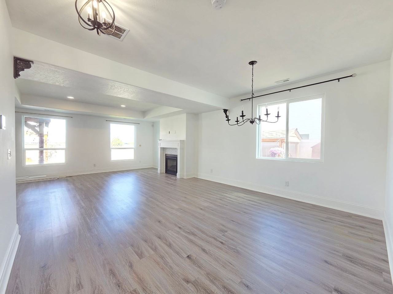 13122 W 1st Ave - Photo 3 of 44