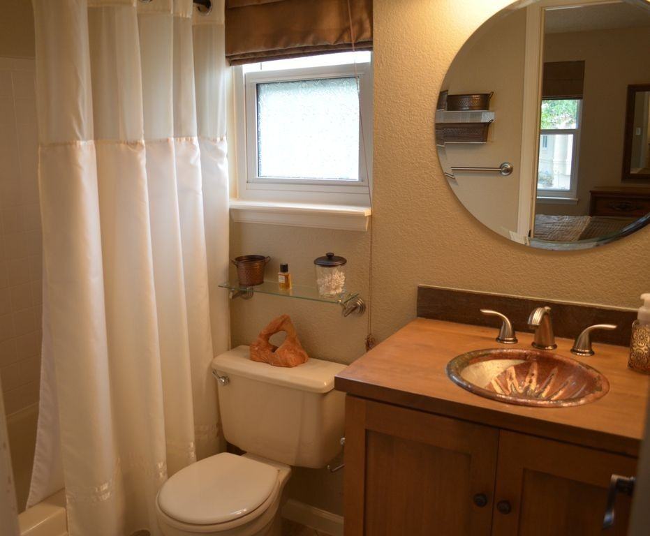 11585 Hooker St - Photo 7 of 15