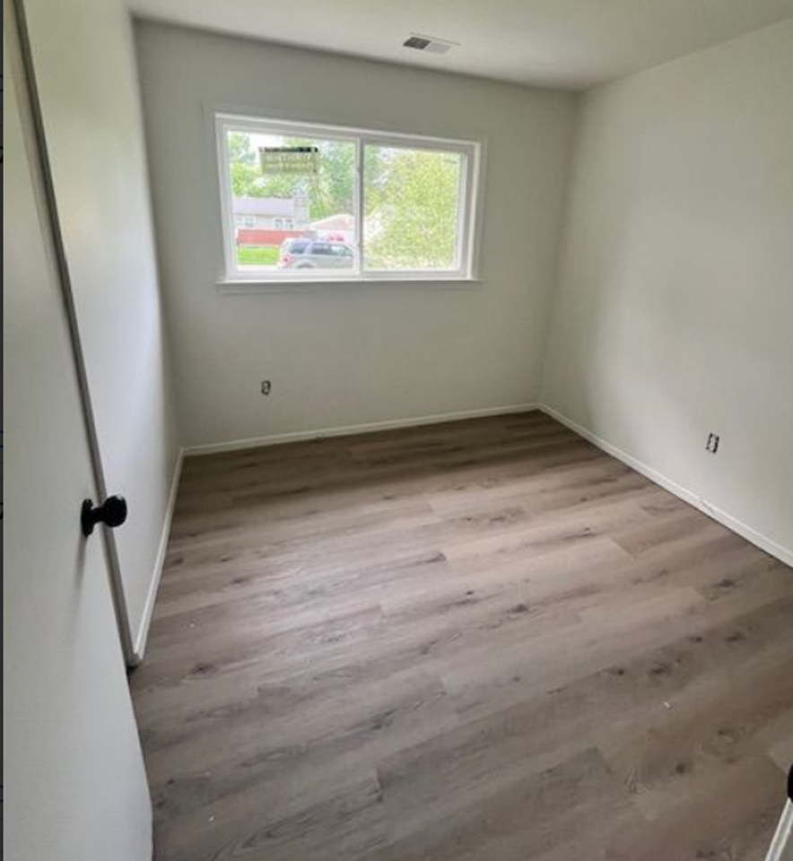 6109 Toebbe Ln - Photo 7 of 7