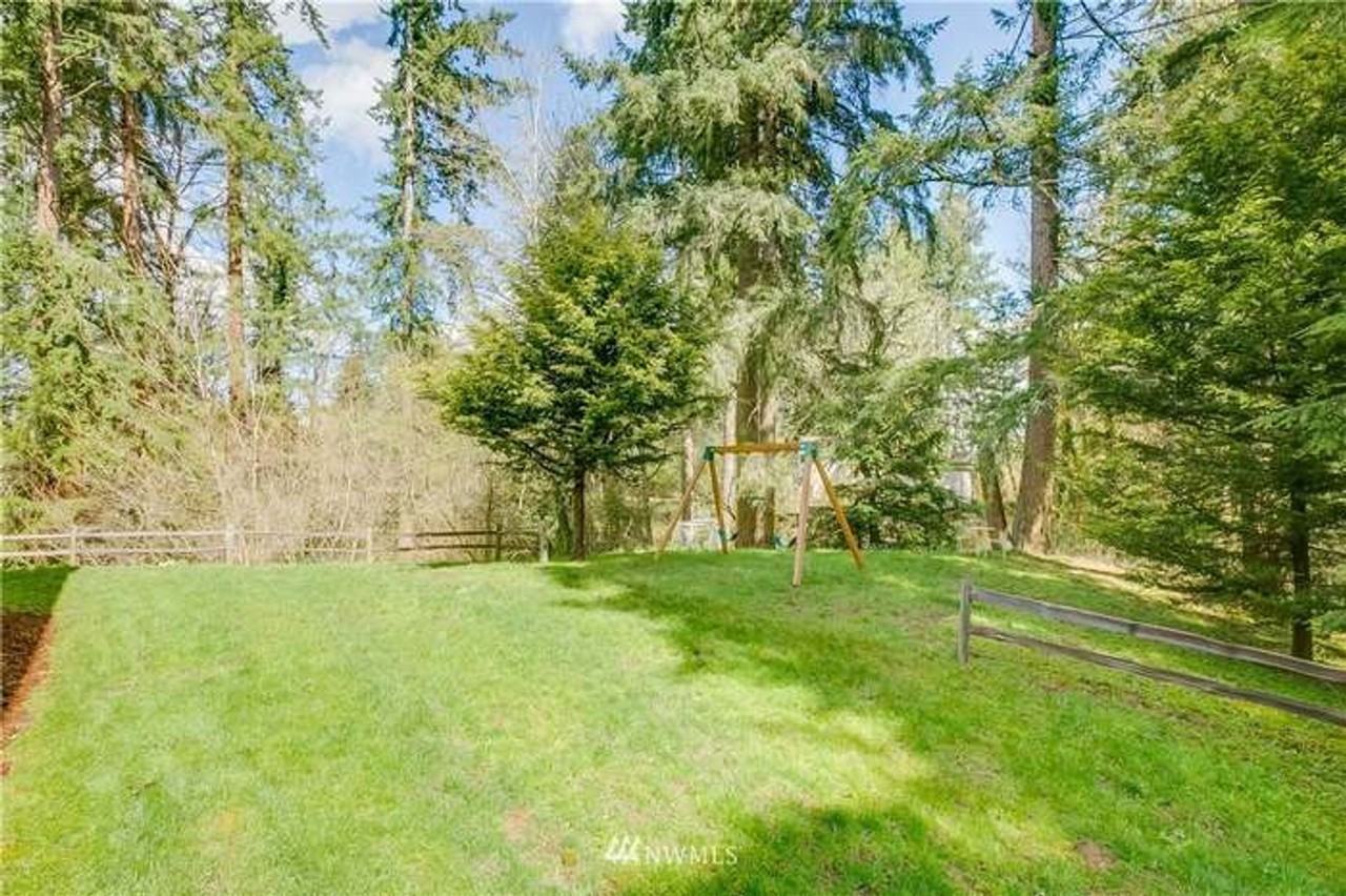 17716 28th Ave Ne - Photo 3 of 21