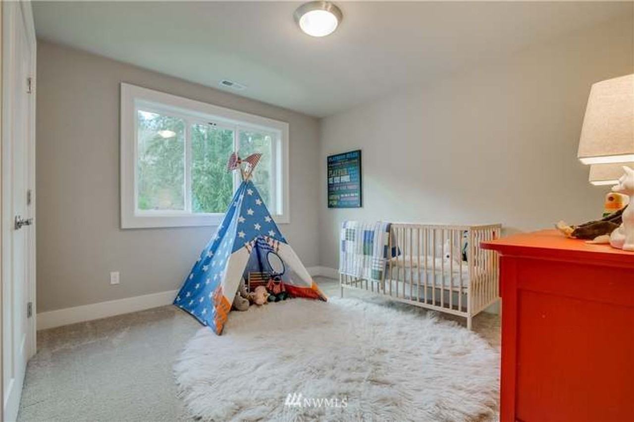 17716 28th Ave Ne - Photo 5 of 21