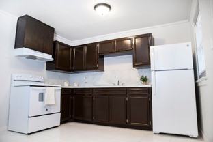 220 S 25th Ave - Photo 1 of 1