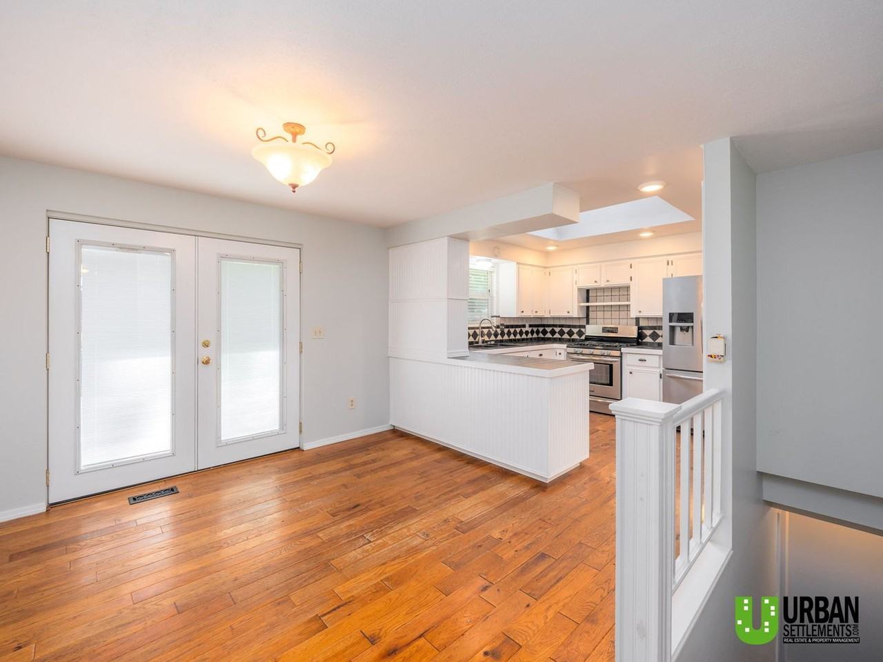 11608 N Lancelot Dr - Photo 6 of 30