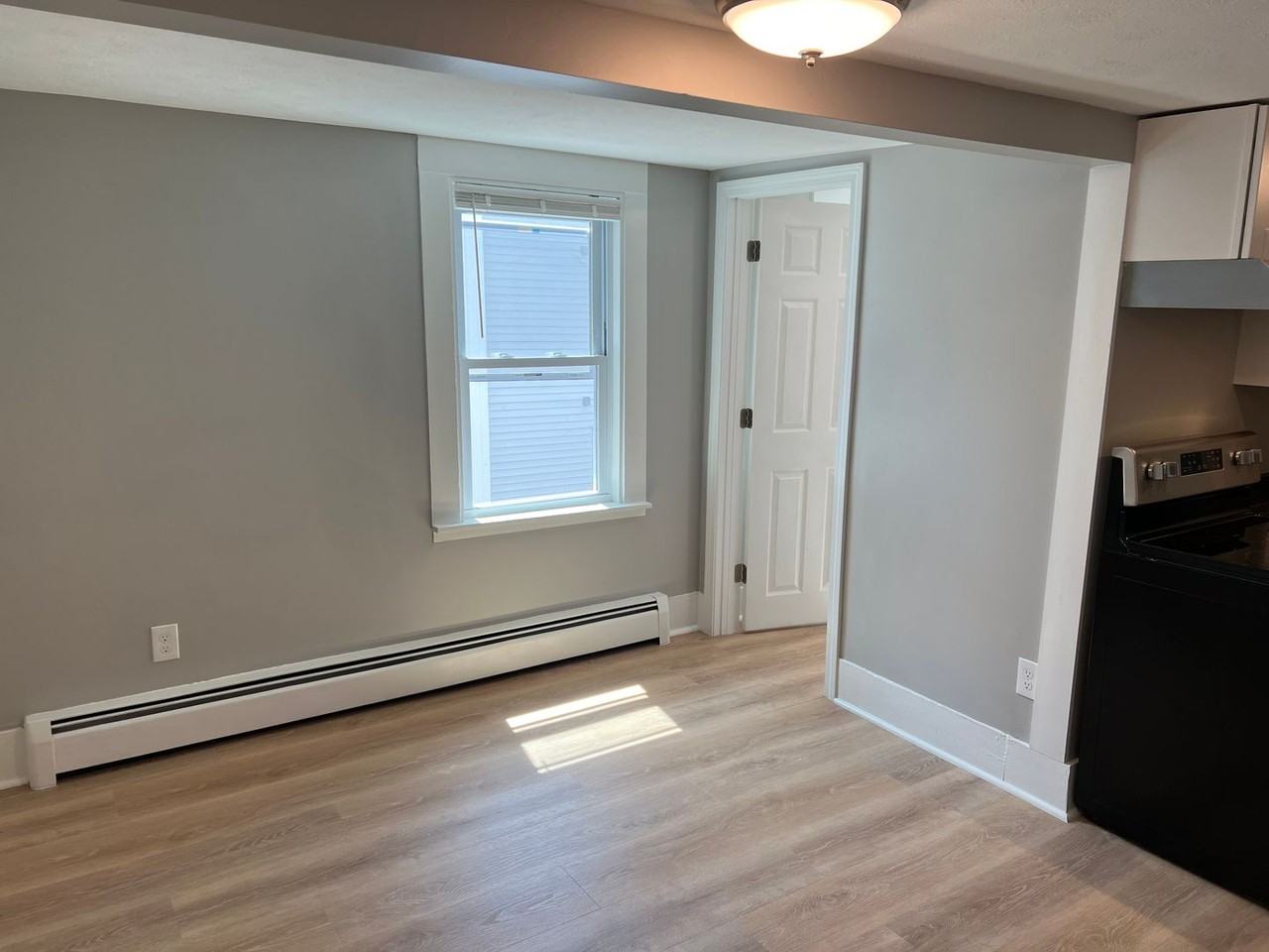 63 Storer St - Photo 5 of 13