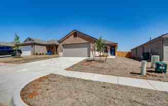 11845 Nw 100th St - Photo 1 of 1