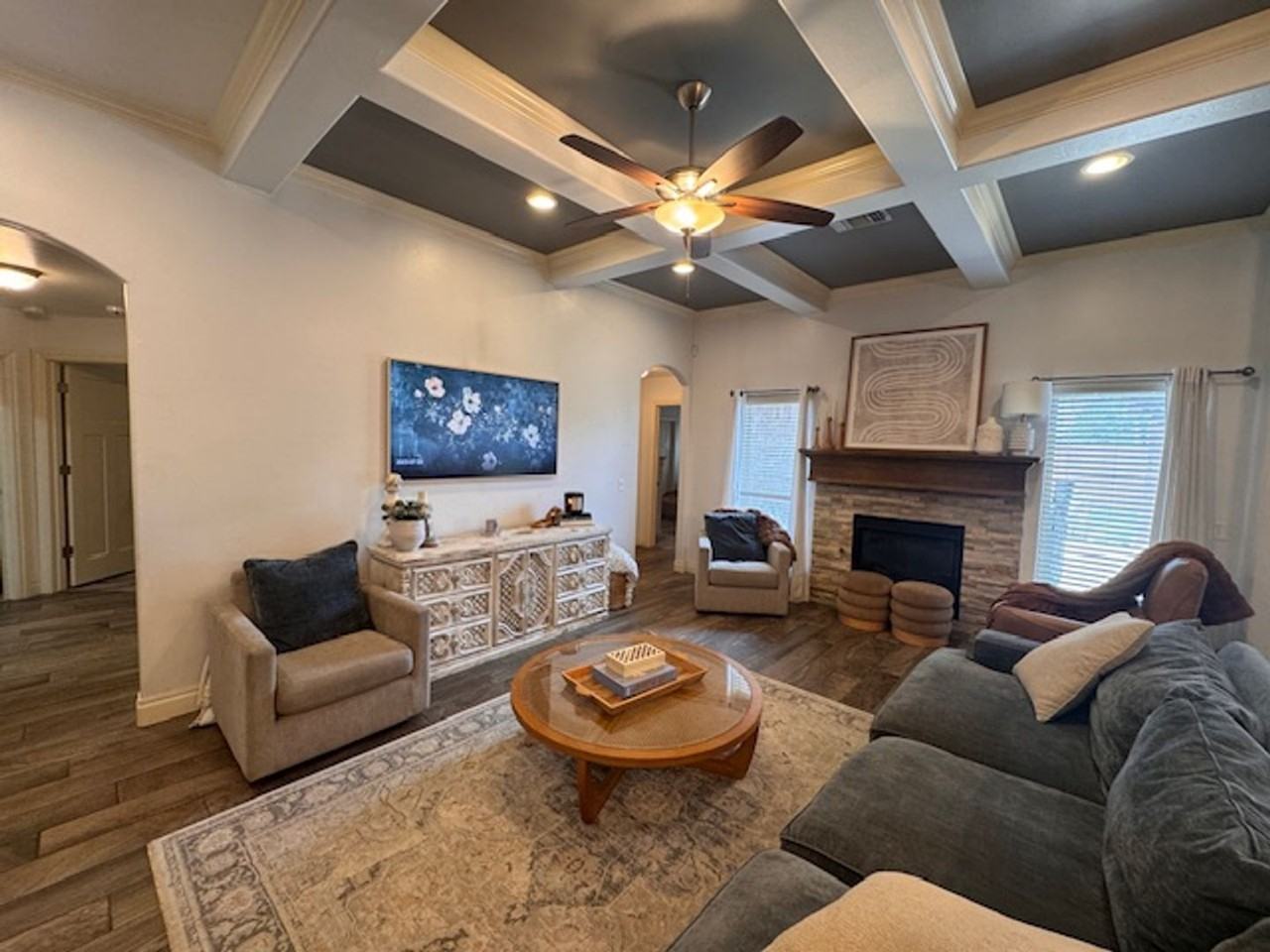4205 Se 37th St - Photo 3 of 24