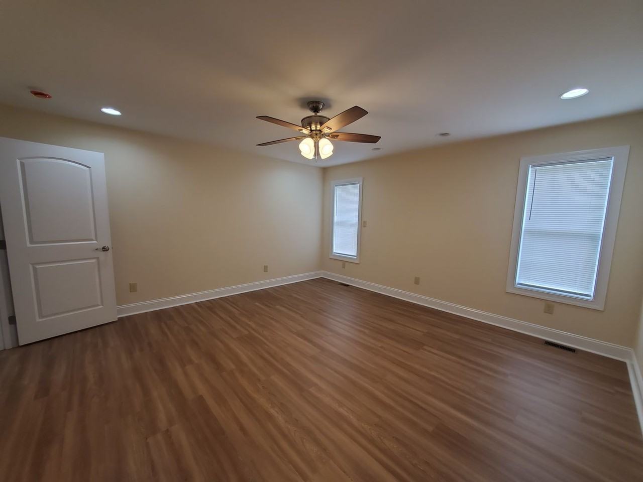 235 J Brown Rd - Photo 5 of 14