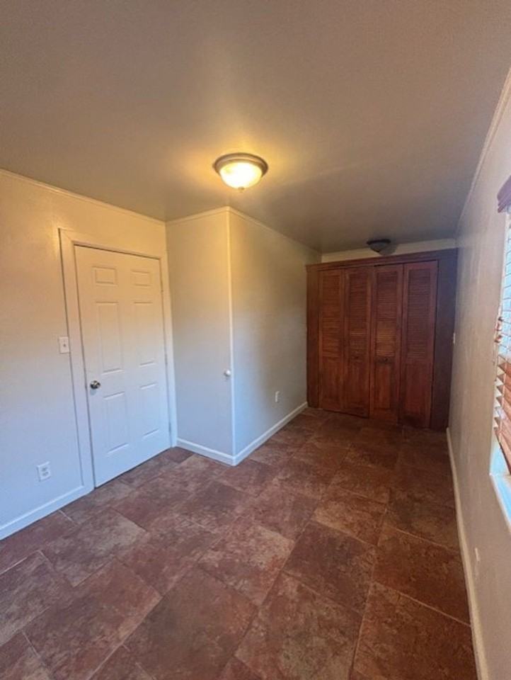 1355 22nd St - Photo 7 of 17