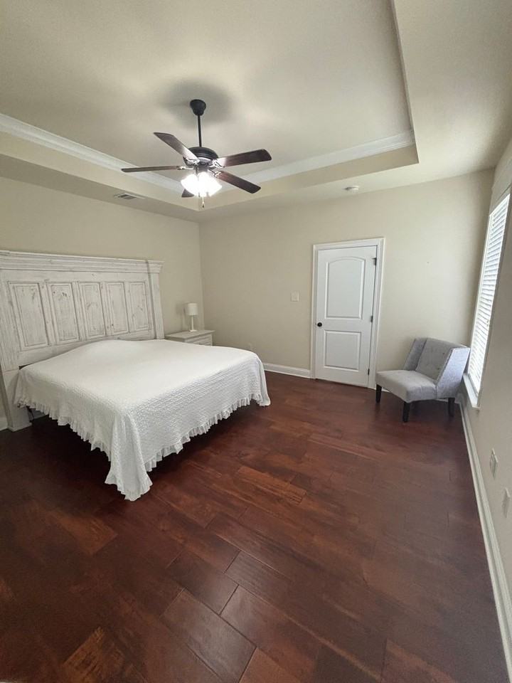 160 Gulfstream Ln - Photo 6 of 14