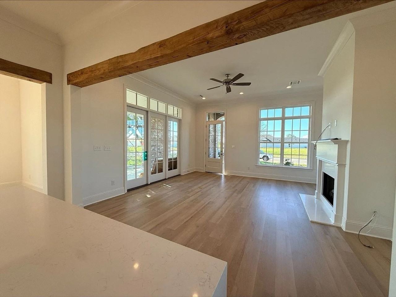 7671 Dearborne Dr - Photo 6 of 11