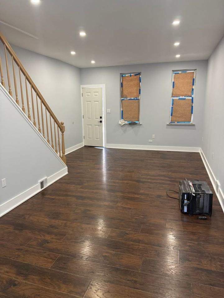 3135 Agate St - Photo 4 of 27