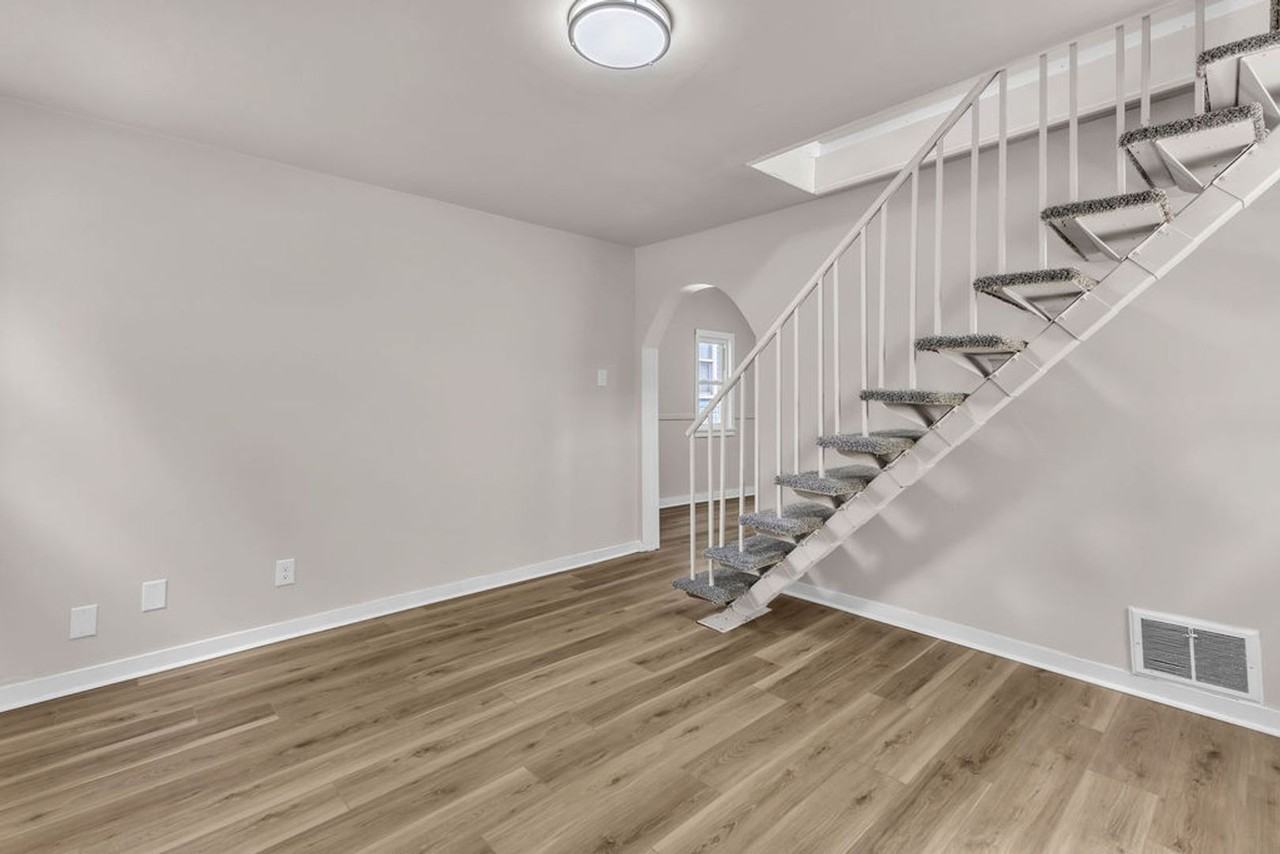 2408 Jules St - Photo 5 of 32