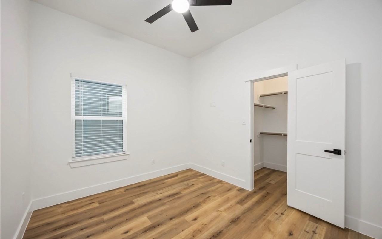 8007 Cora St - Photo 2 of 18
