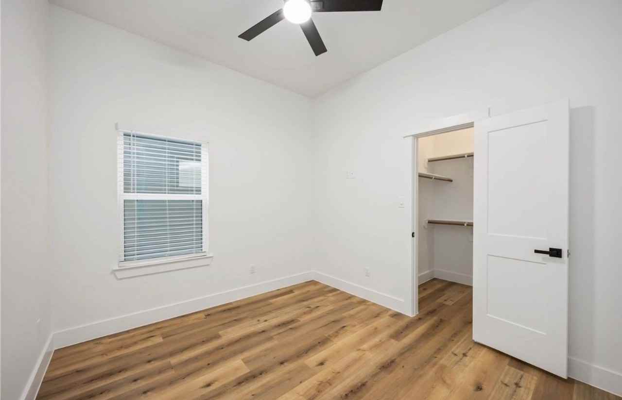 8007 Cora St - Photo 6 of 18