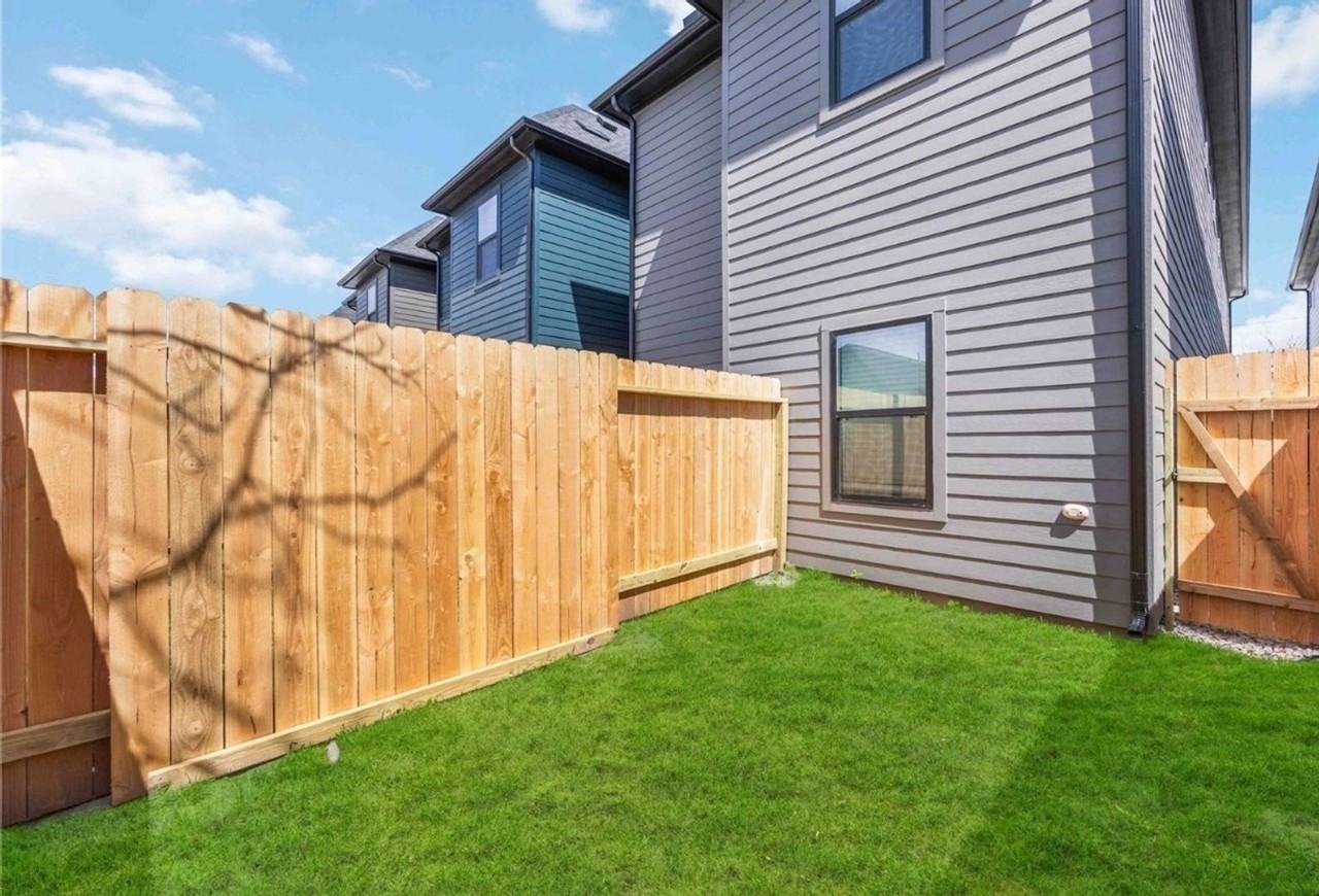8007 Cora St - Photo 7 of 18