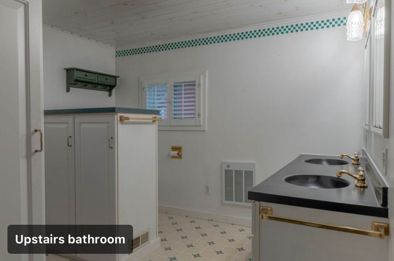 11 N Main St - Photo 5 of 31