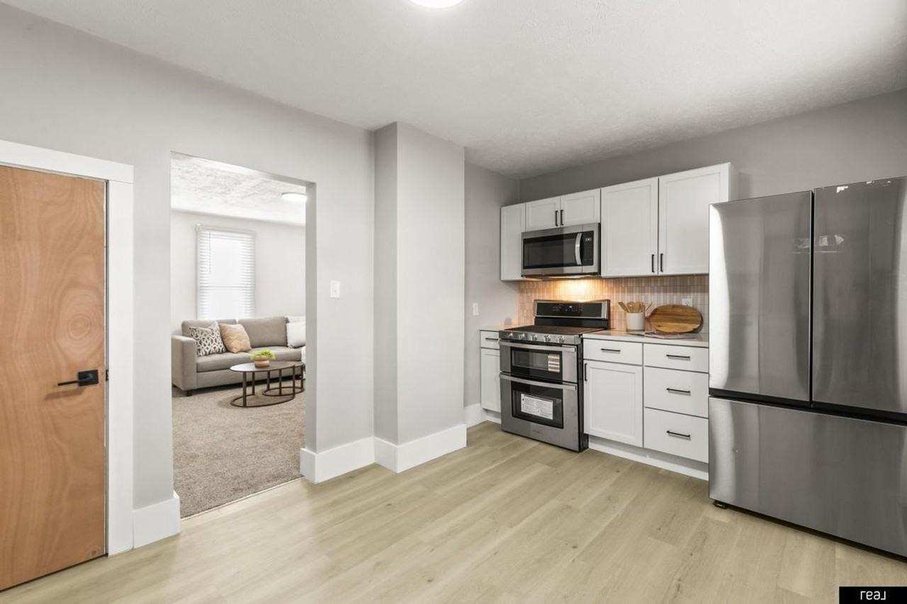 1634 Avenue A - Photo 7 of 17