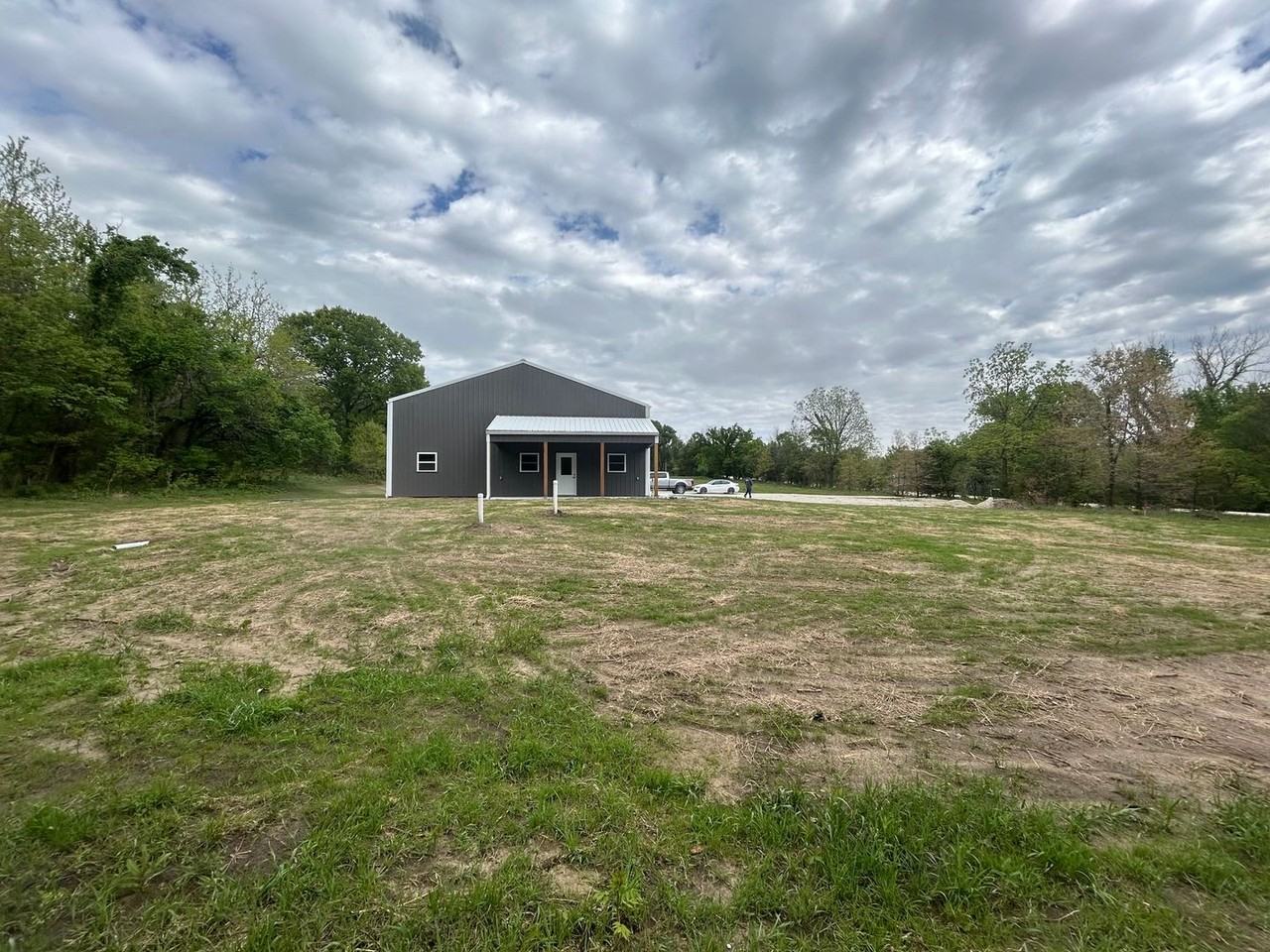 3398 Appleyard Rd - Photo 4 of 20