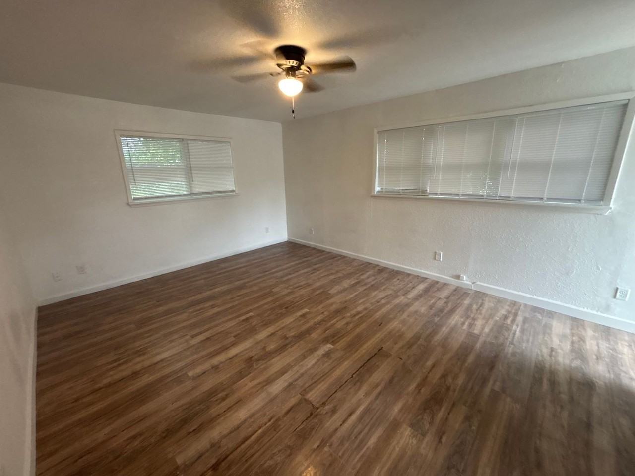 2117 Circle Dr - Photo 5 of 11