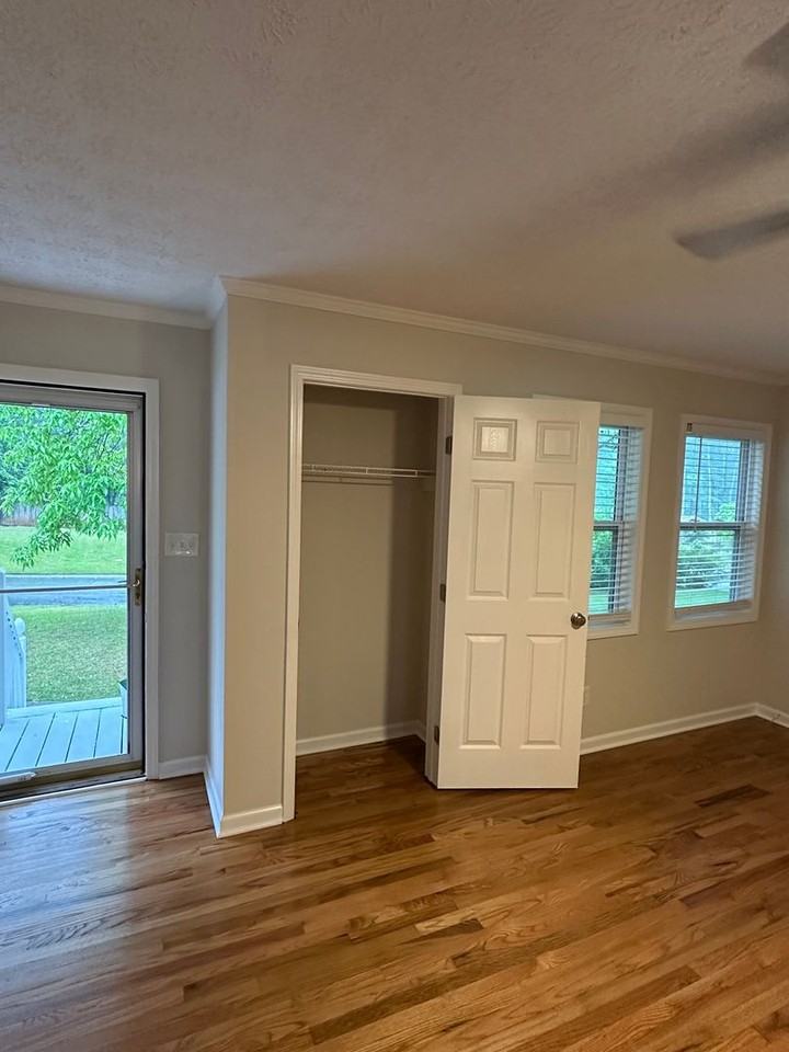 50 Hardy Cir - Photo 5 of 10