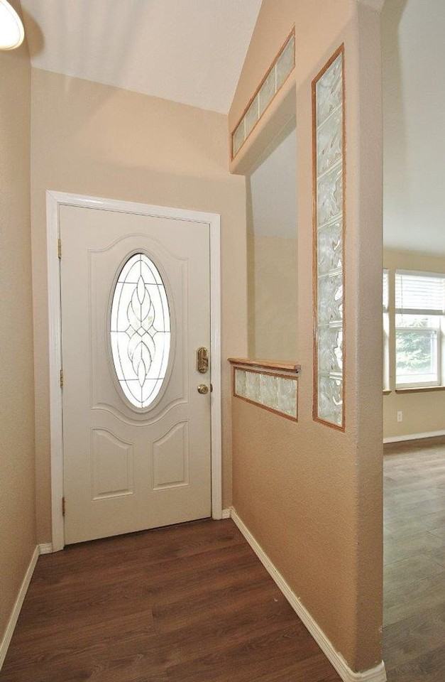 3960 N Esten Ave - Photo 4 of 26