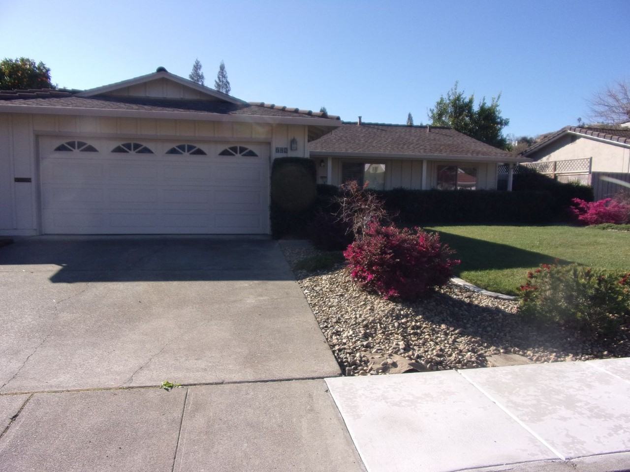 95688 Vaca Valley Pkwy - Photo 2 of 21