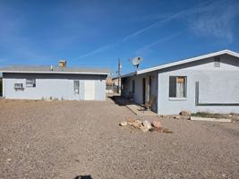 featured image of 211 Palm Ave