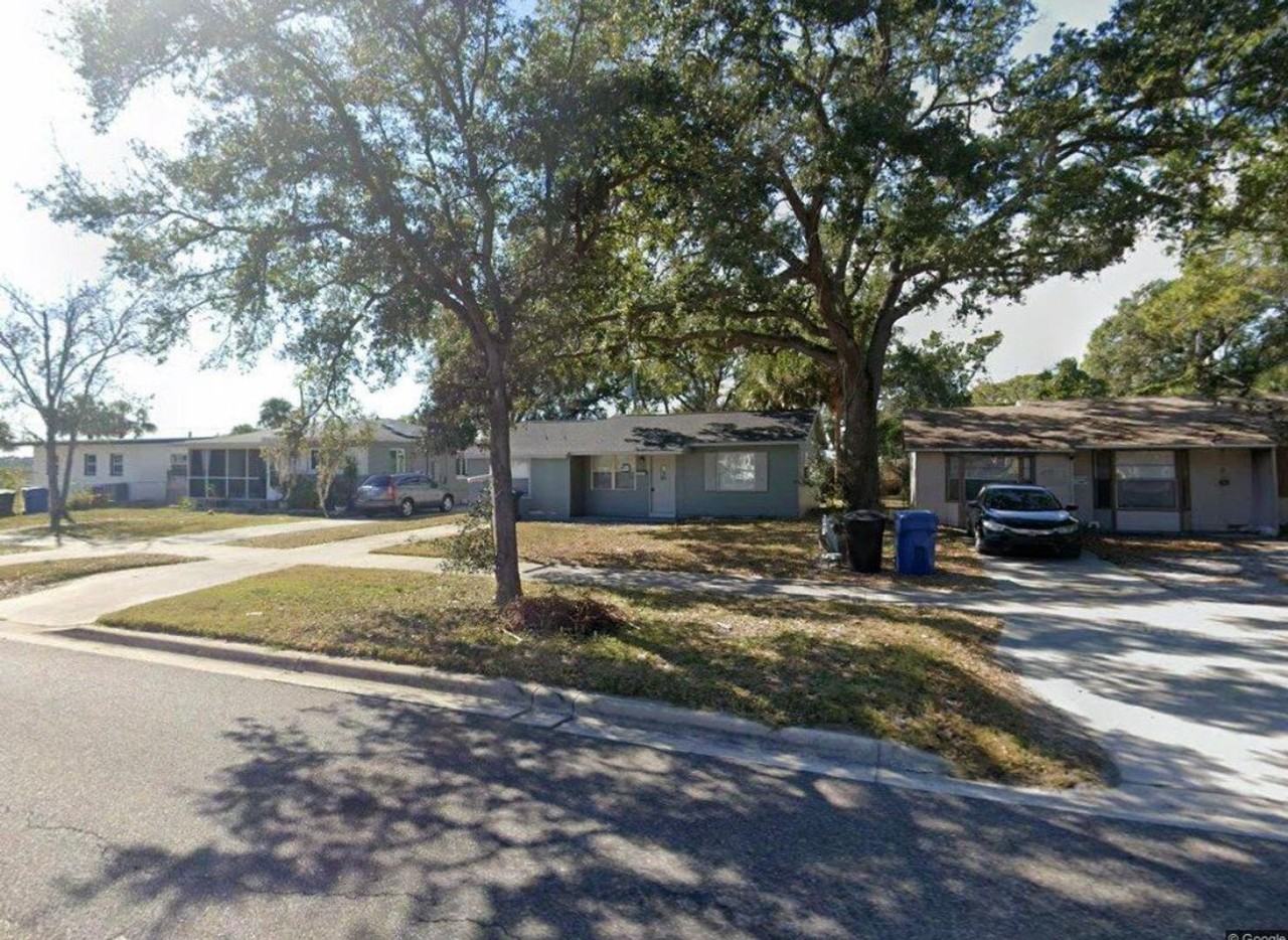 2935 Dr Martin Luther King Jr St S - Photo 2 of 20