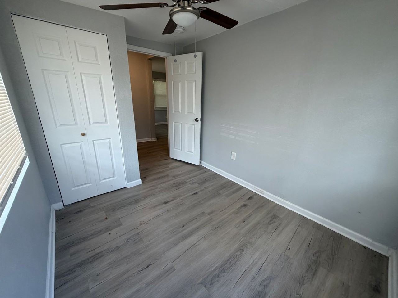 2410 18th Ave S - Photo 7 of 17