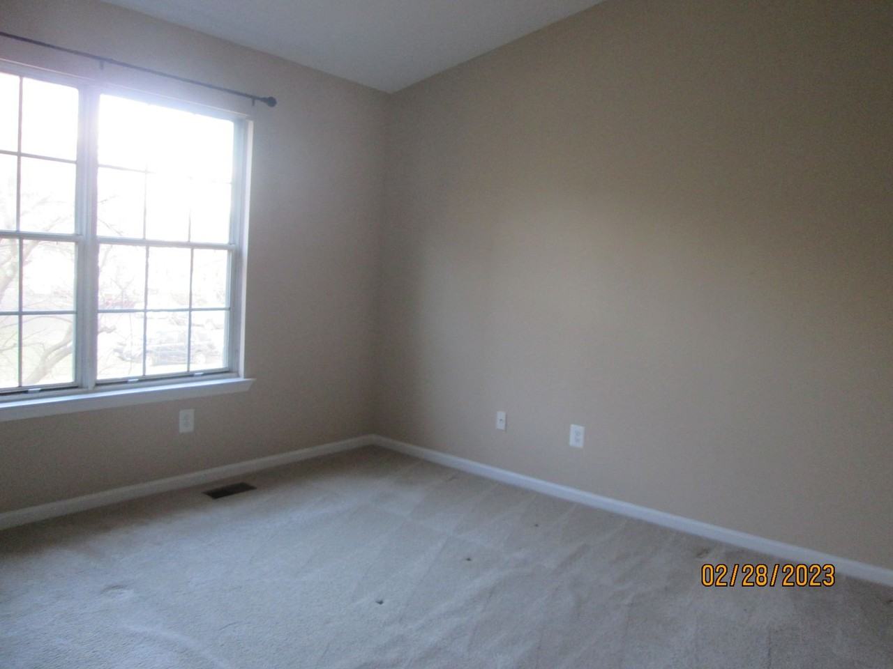 6504 Medinah Ln - Photo 3 of 3