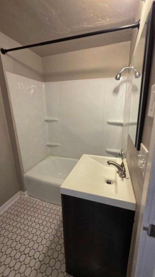1919 Nw 11th St #2B - Photo 5 of 15