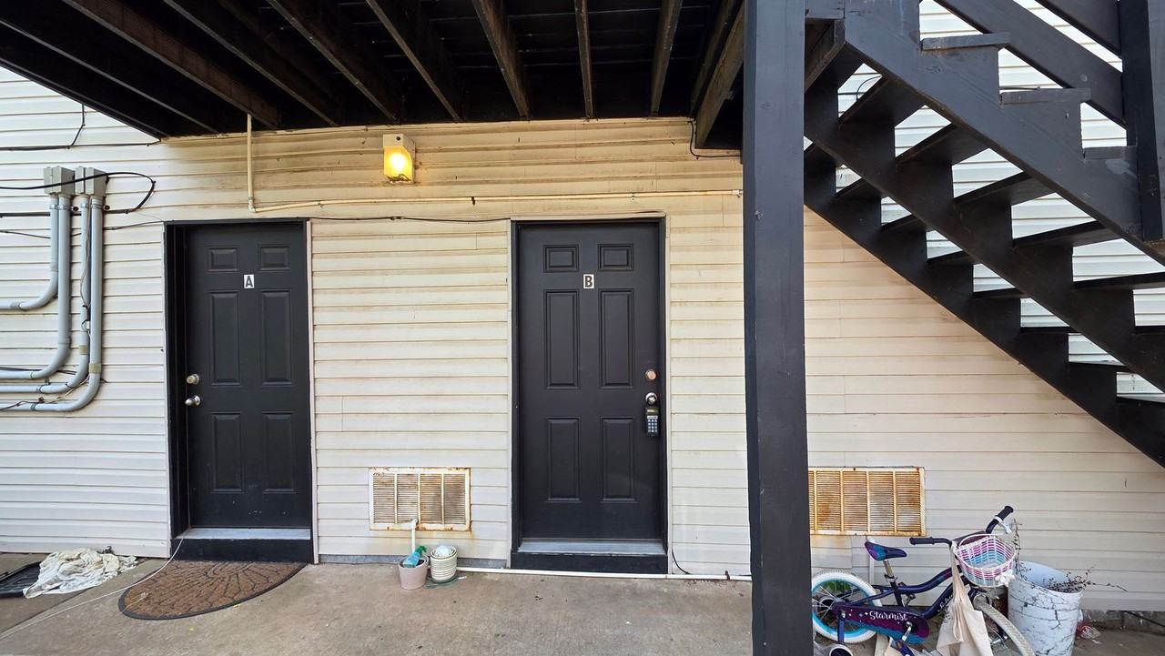1919 Nw 11th St #2B - Photo 6 of 15