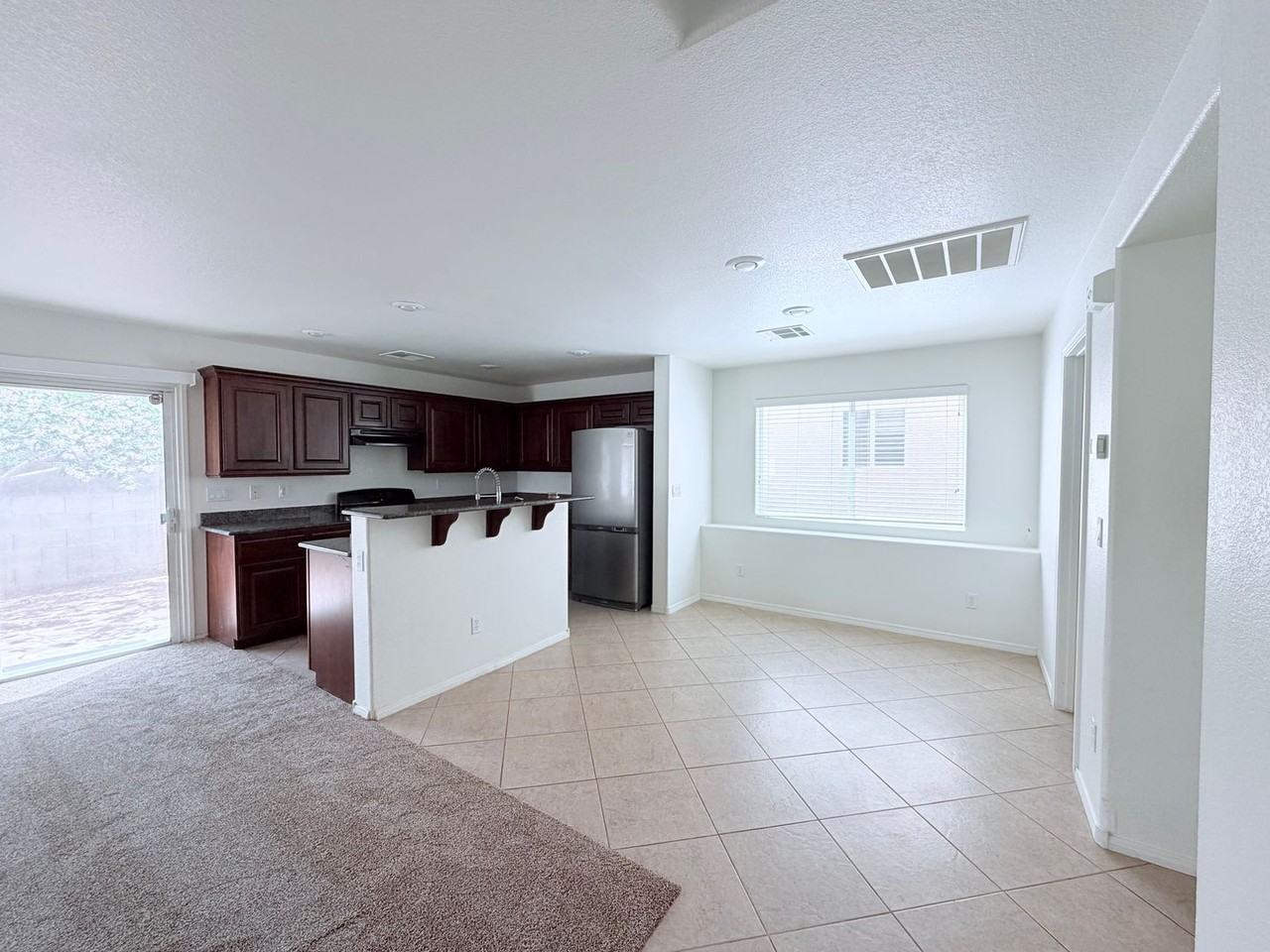 10516 Mojave Ridge Ct - Photo 2 of 19