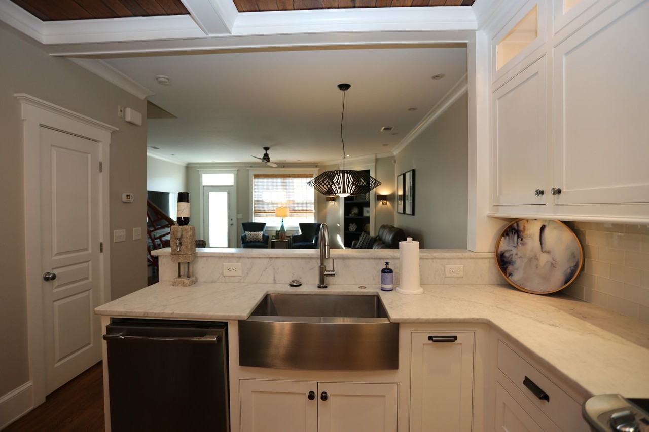 219 Lake View Dr - Photo 6 of 21