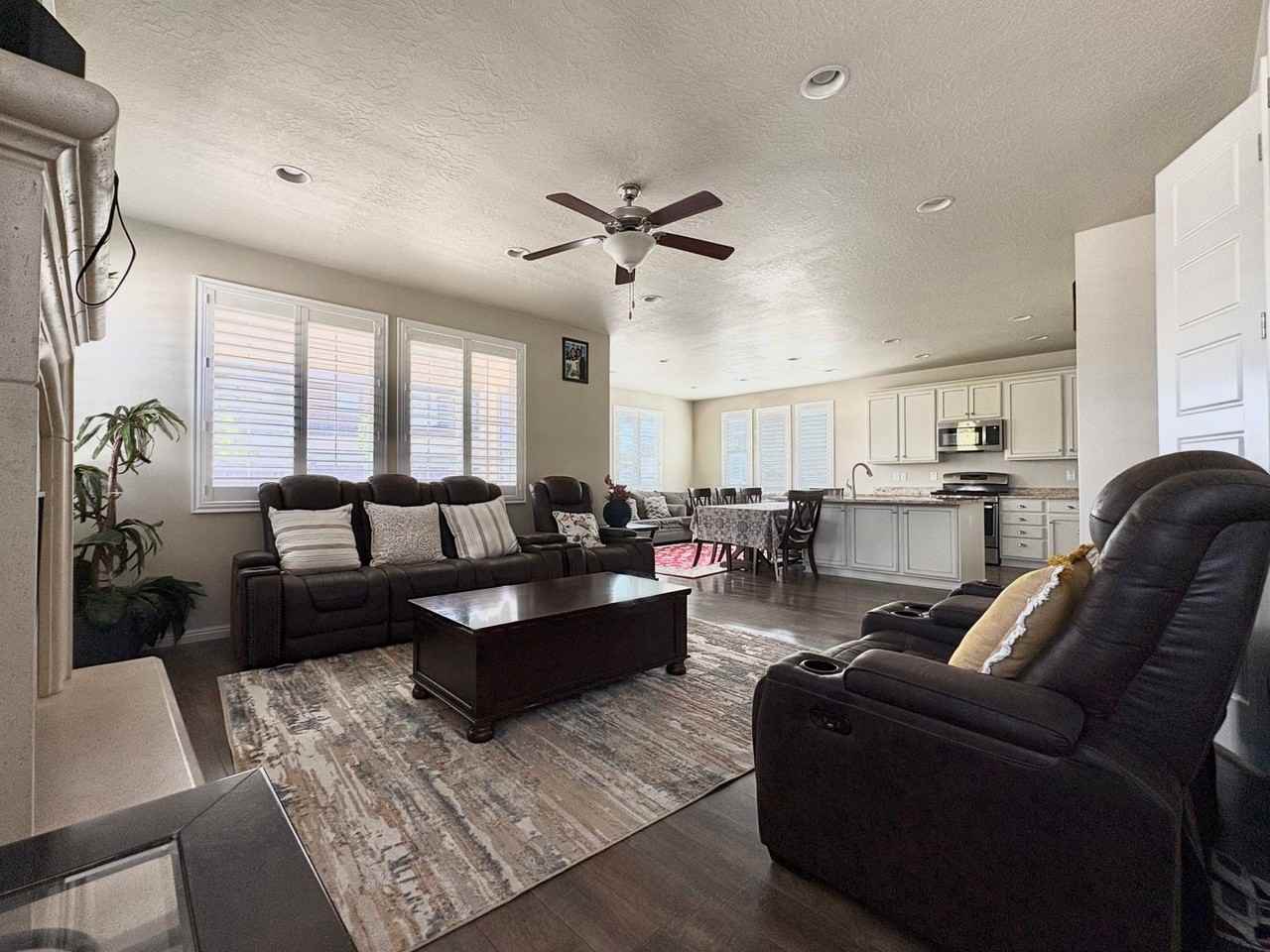 5297 W Halton Ln - Photo 6 of 22