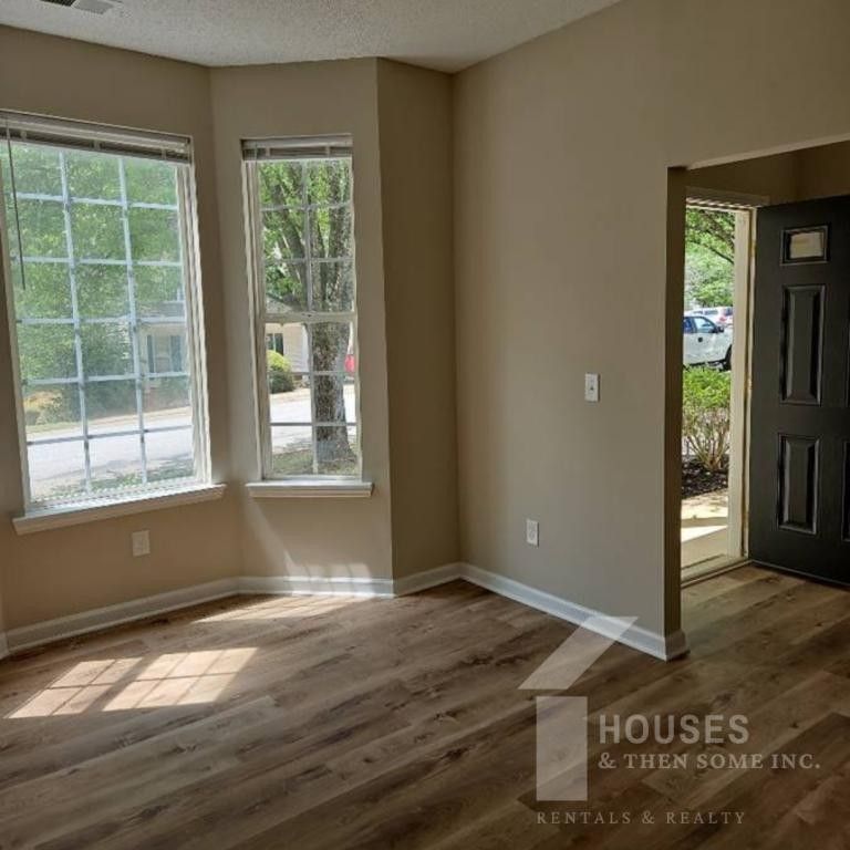 210 Stapleford Park Dr - Photo 4 of 24