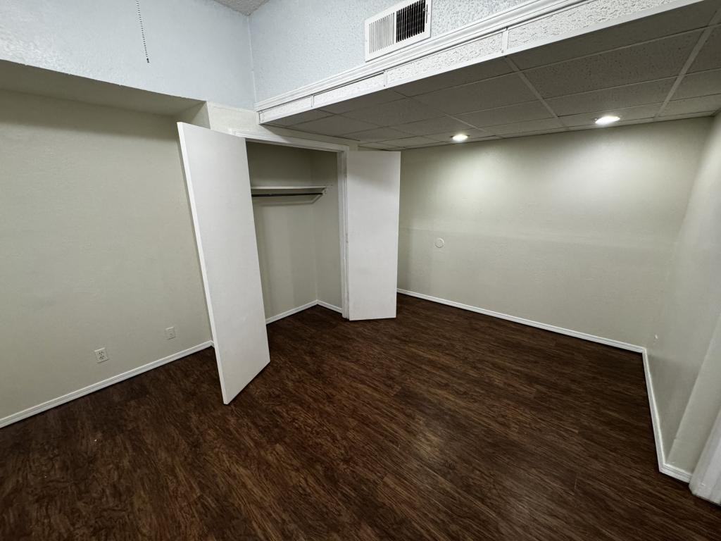 103 E Central Ave - Photo 4 of 14