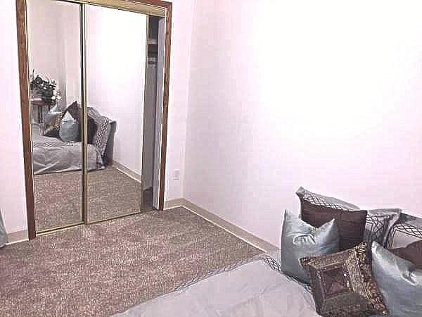 26 N Broadway St - Photo 5 of 8