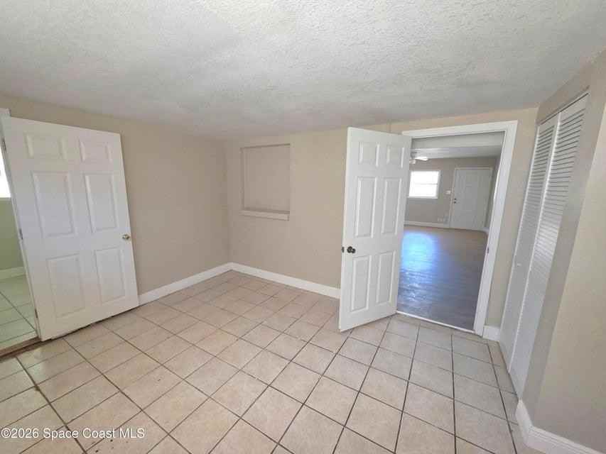 4415 Coleridge Ave - Photo 3 of 15