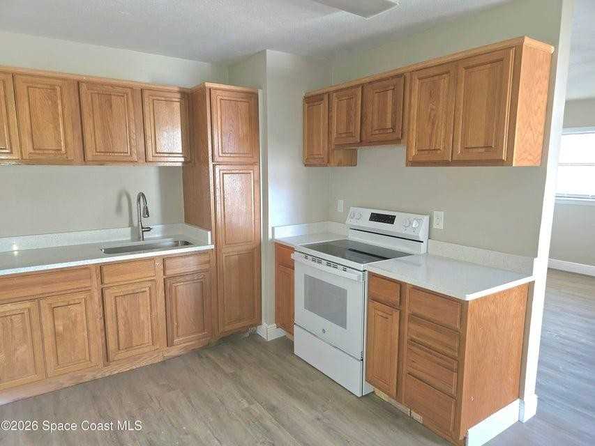 4415 Coleridge Ave - Photo 7 of 15