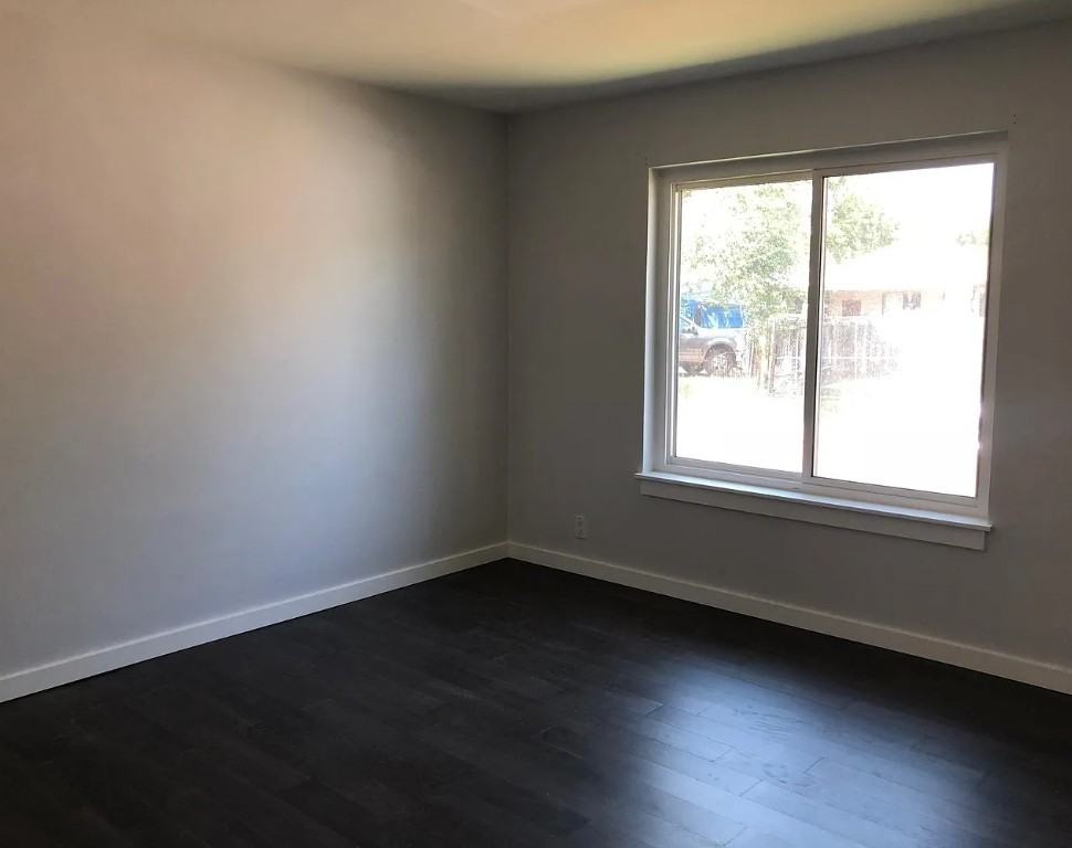 150 E Garfield Ave - Photo 3 of 5