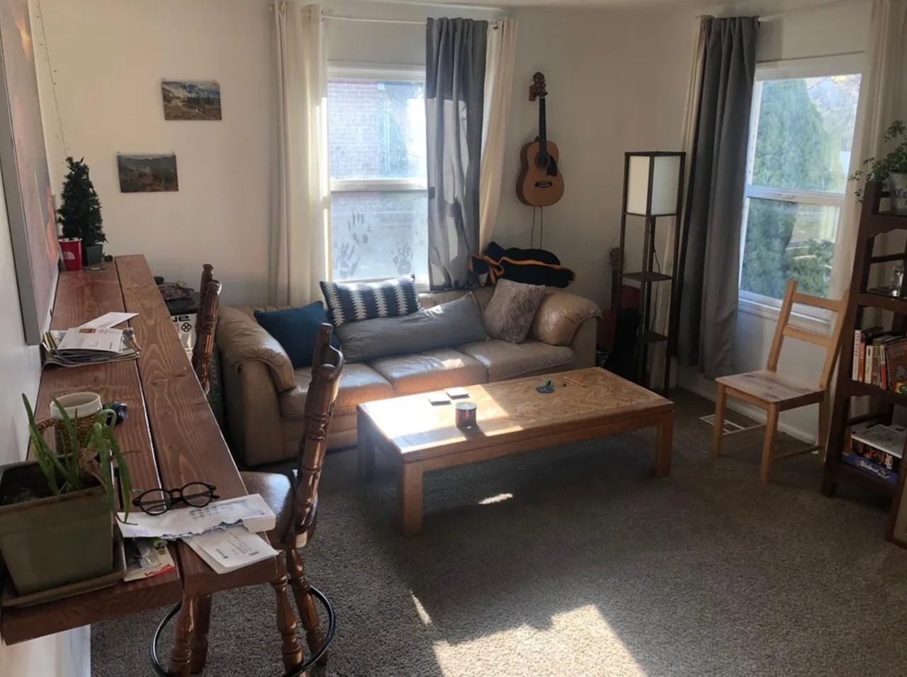 1939 E St - Photo 3 of 11